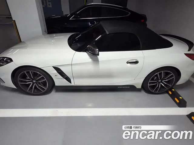 BMW Z4 2020 thumb 6