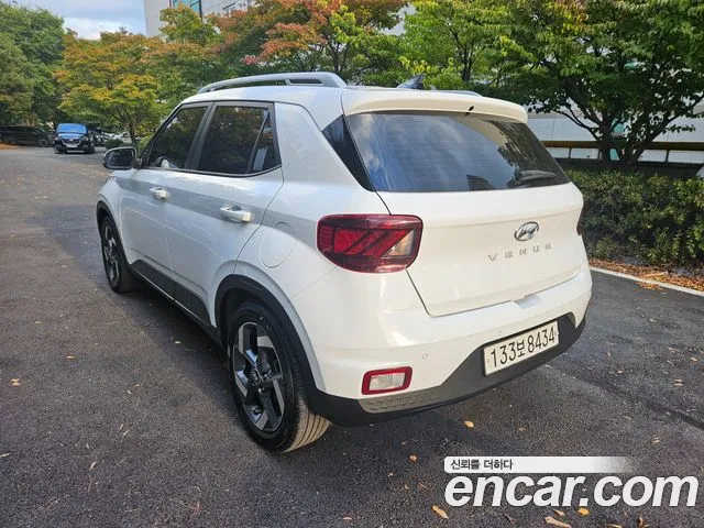 Hyundai Venue 2022 thumb 5