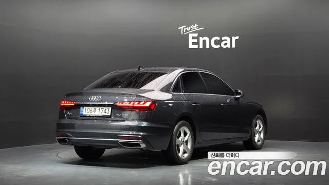 Audi A4 2021 thumb 2