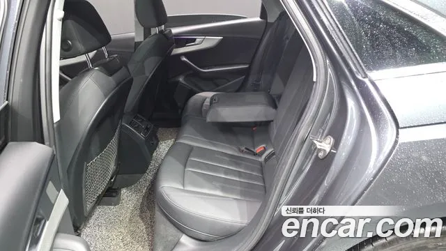 Audi A4 2021 thumb 12