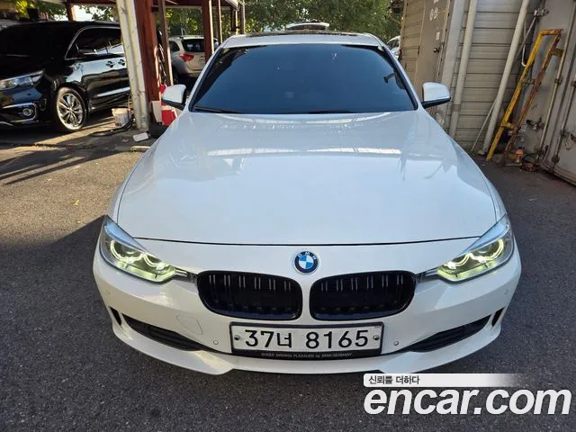 BMW 3-Series 2013 thumb 2