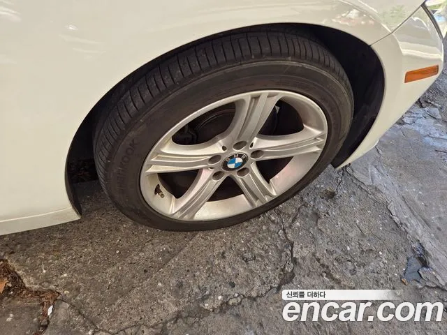 BMW 3-Series 2013 thumb 9