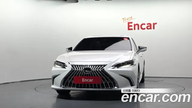 Lexus ES 2025 thumb 3