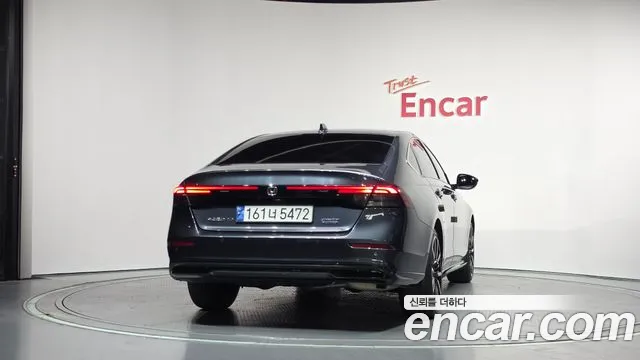 Honda Accord 2023 thumb 4