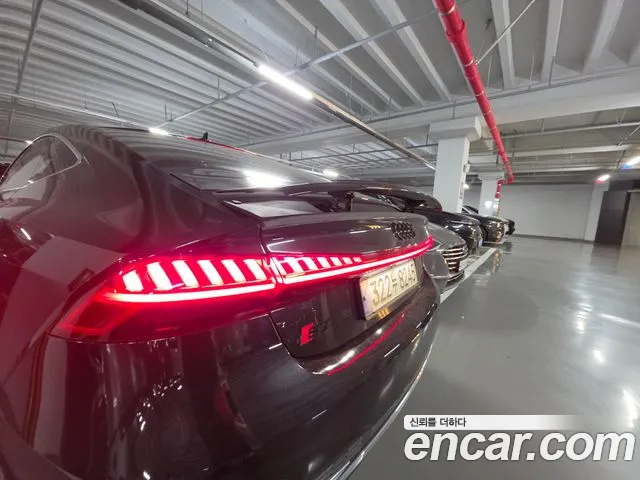 Audi A7 2020 thumb 3