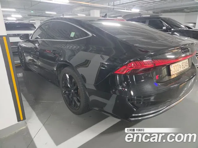 Audi A7 2020 thumb 6