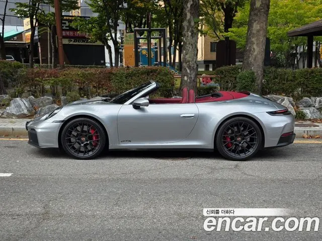 Porsche 911 2025 thumb 6