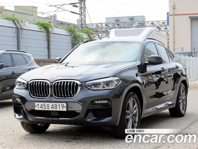 BMW X4 2020 thumb 2