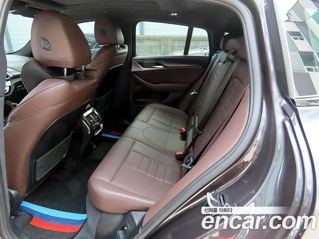 BMW X4 2020 thumb 6