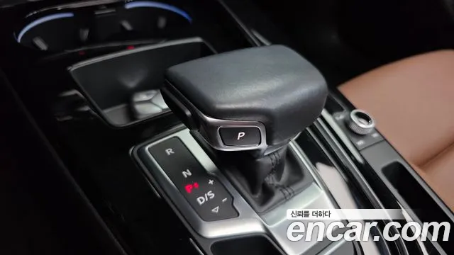 Audi A4 2021 thumb 9