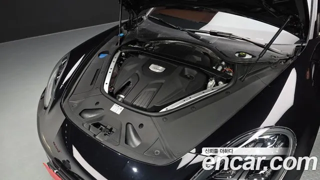 Porsche Panamera 2020 thumb 6