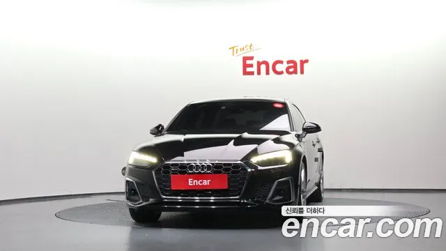 Audi A5 2021 thumb 3
