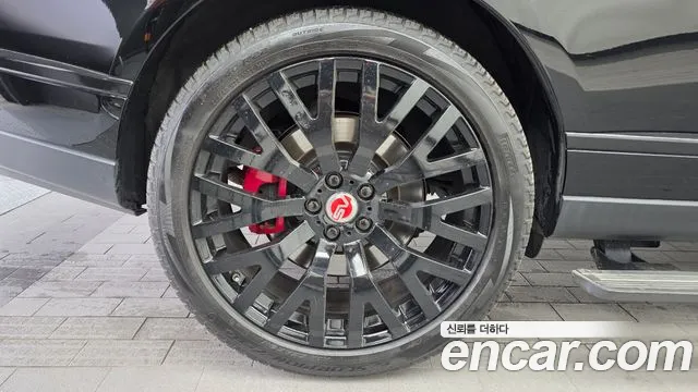 Land Rover Range Rover 2019 thumb 5