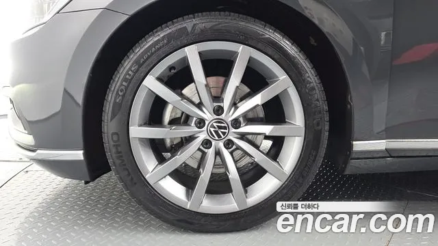 Volkswagen Passat (North America and China) 2021 thumb 5