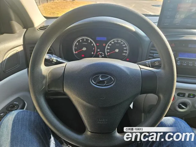 Hyundai Verna 2009 thumb 9