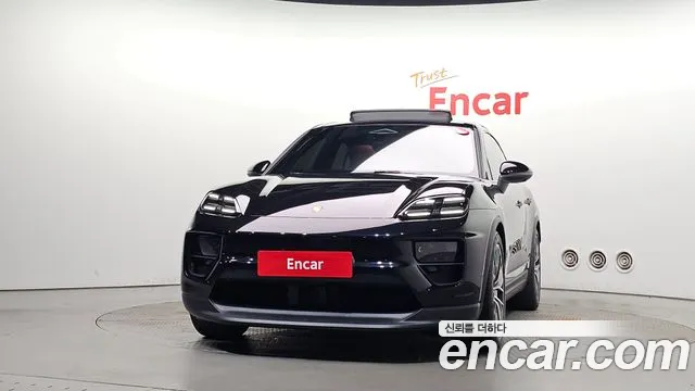 Porsche Macan 2025 thumb 3