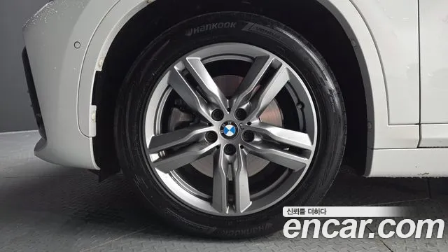 BMW X1 2022 thumb 5