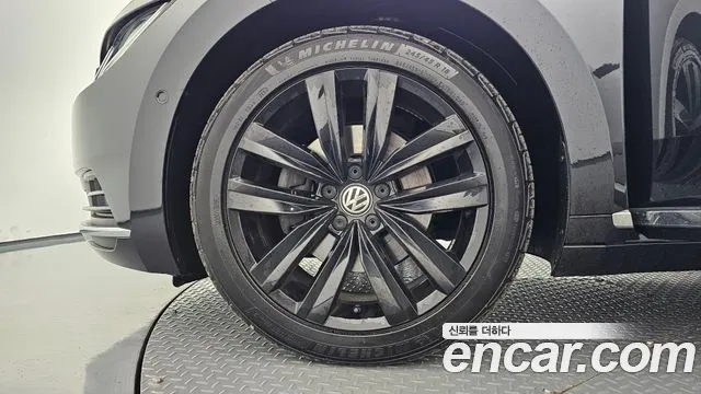 Volkswagen Arteon 2019 thumb 5