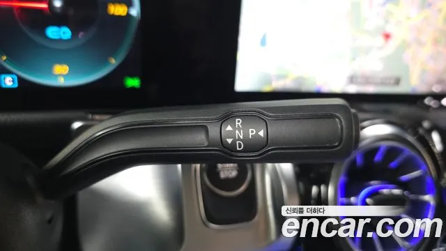 Mercedes-Benz EQB 2023 thumb 9