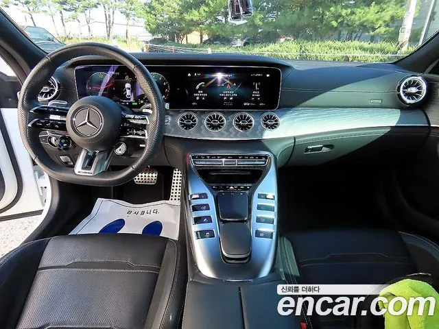 Mercedes-Benz AMG GT 2023 thumb 7