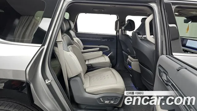 Kia EV9 2023 thumb 12