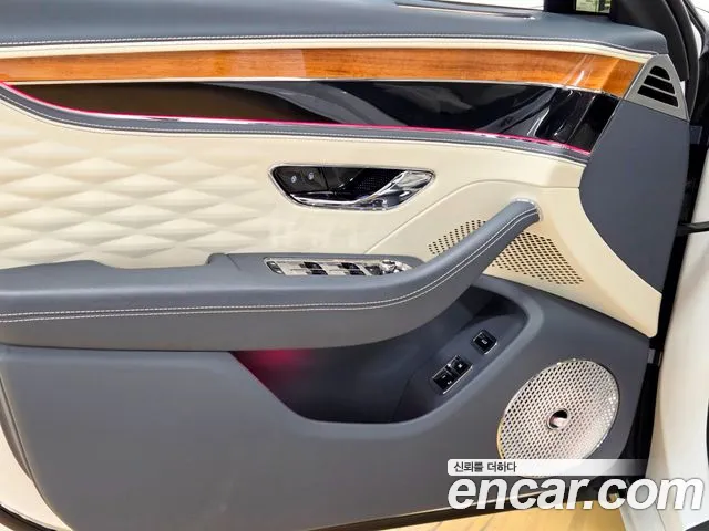 Bentley Flying Spur 2020 thumb 7