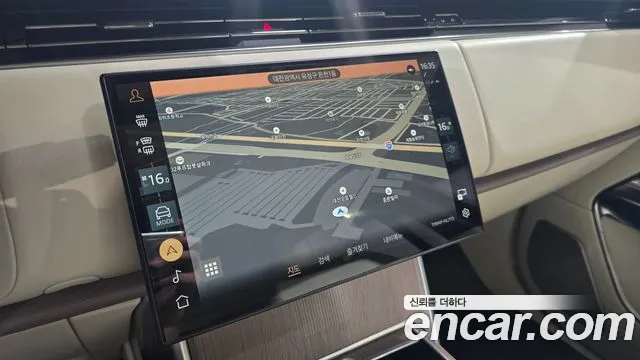 Land Rover Range Rover 2025 thumb 10