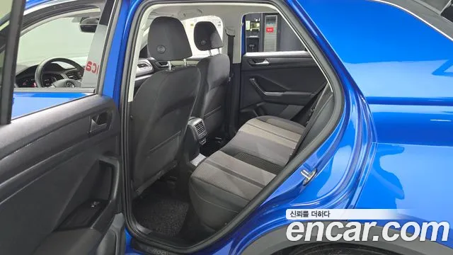 Volkswagen T-Roc 2021 thumb 11