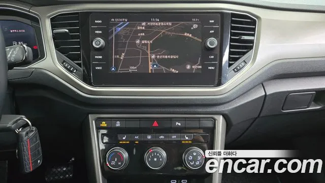 Volkswagen T-Roc 2021 thumb 12