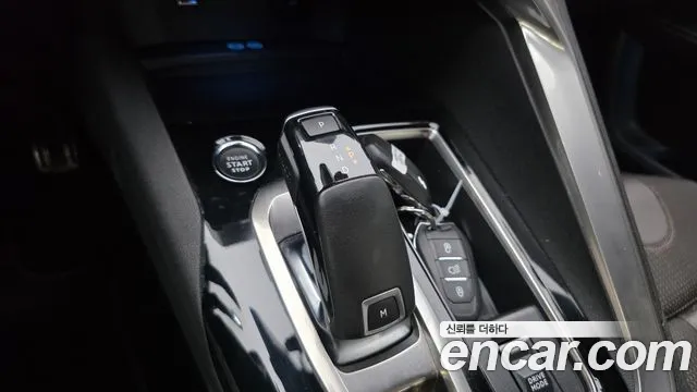 Peugeot 5008 2022 thumb 9