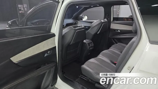 Peugeot 5008 2022 thumb 11