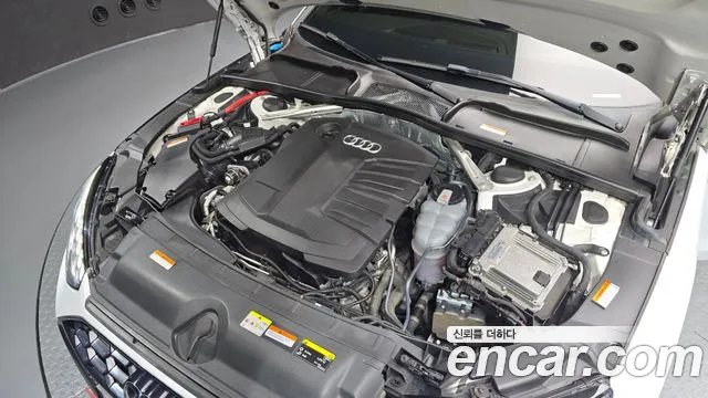 Audi A4 2020 thumb 5