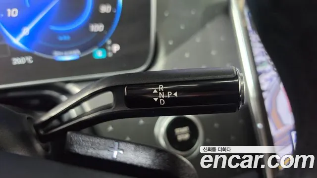 Mercedes-Benz EQE 2023 thumb 9