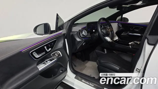 Mercedes-Benz EQE 2023 thumb 10