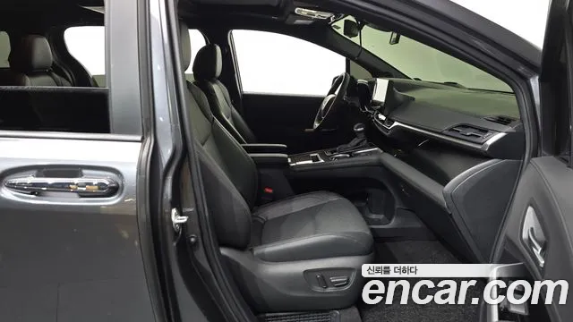 Toyota Sienna 2025 thumb 11