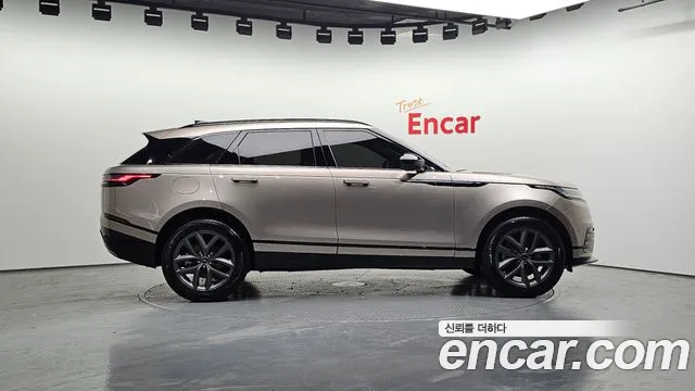 Land Rover Range Rover Velar 2025 thumb 5