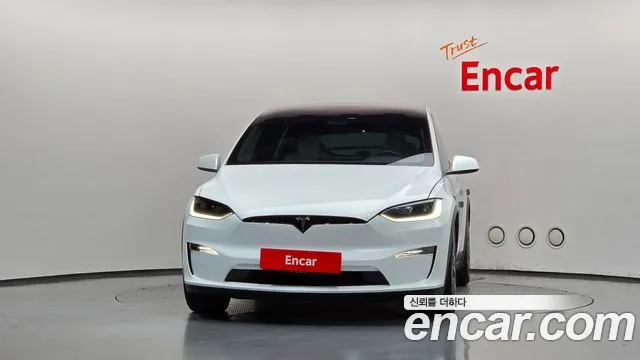 Tesla Model X 2025 thumb 3