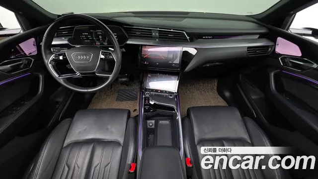 Audi e-tron 2021 thumb 7