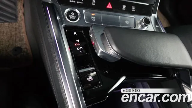 Audi e-tron 2021 thumb 9