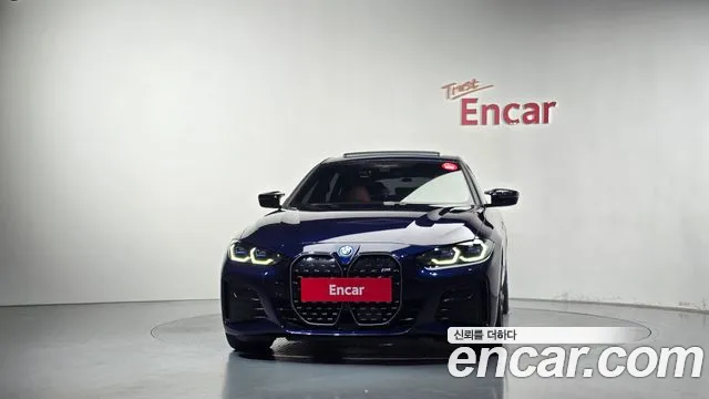 BMW i4 2022 thumb 3