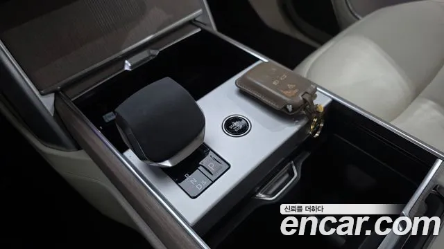 Land Rover Range Rover 2024 thumb 9