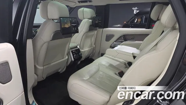 Land Rover Range Rover 2024 thumb 11