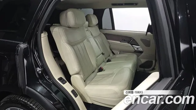 Land Rover Range Rover 2024 thumb 12