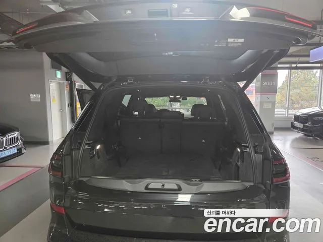 BMW X7 2026 thumb 6