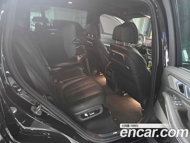 BMW X7 2026 thumb 9