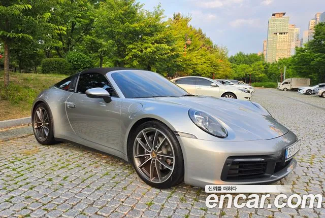 Porsche 911 2024 thumb 11