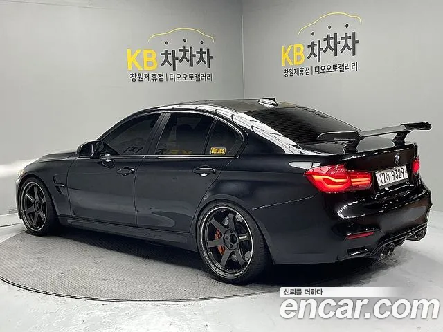 BMW M3 2016 thumb 2