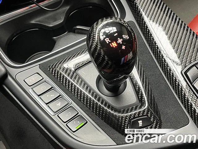 BMW M3 2016 thumb 9