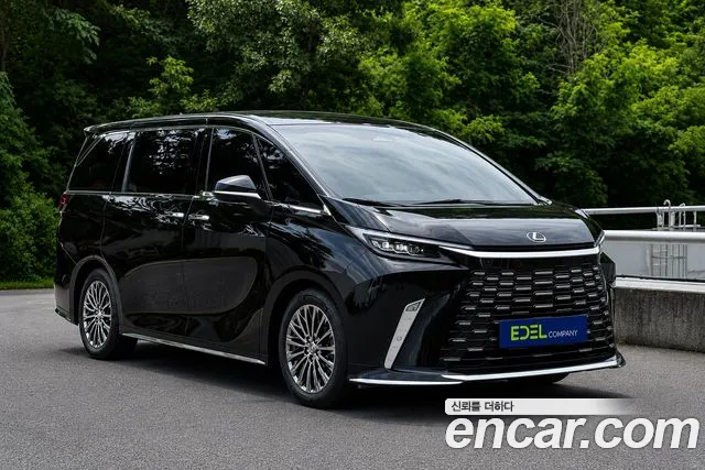 Lexus LM 2024 thumb 12