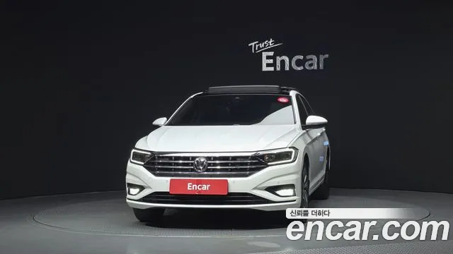 Volkswagen Jetta 2021 thumb 3